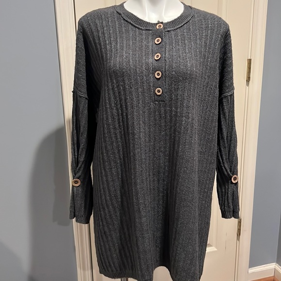 Free People Tunic Top - EUC - Picture 1 of 8